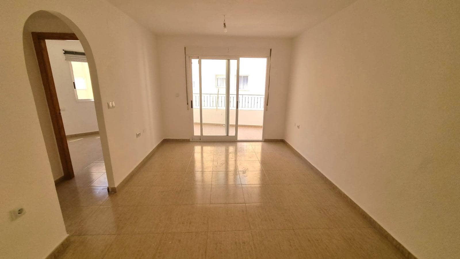 2 quarto Apartamento para venda em Torrevieja com piscina - 113 000 € (Ref: 10078225)