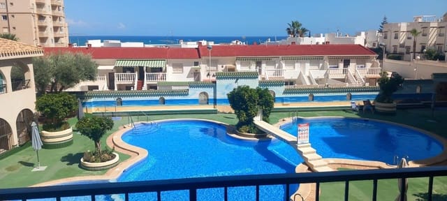 Studio for sale in La Mata, Torrevieja with pool - € 125,500 (Ref: 10098558)