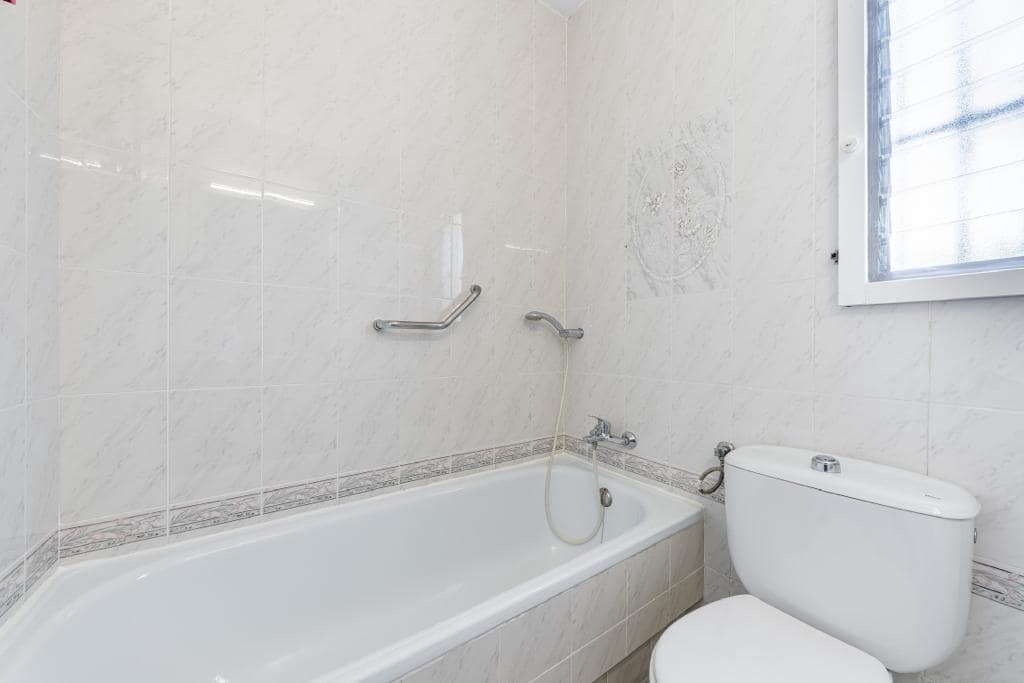 Chalet de 2 habitaciones en Los Balcones en venta con piscina - 315.000 € (Ref: 7984694)