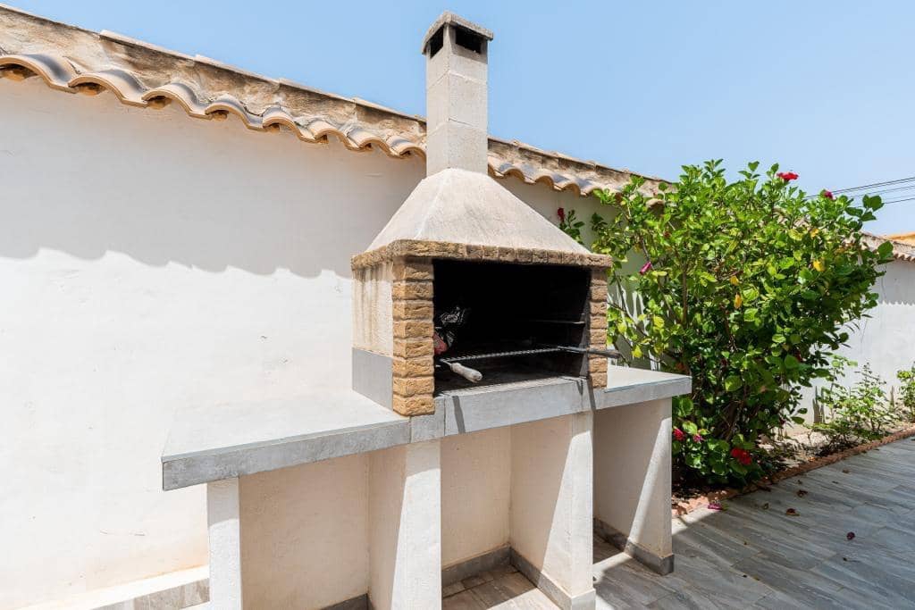 Chalet de 2 habitaciones en Los Balcones en venta con piscina - 315.000 € (Ref: 7984694)