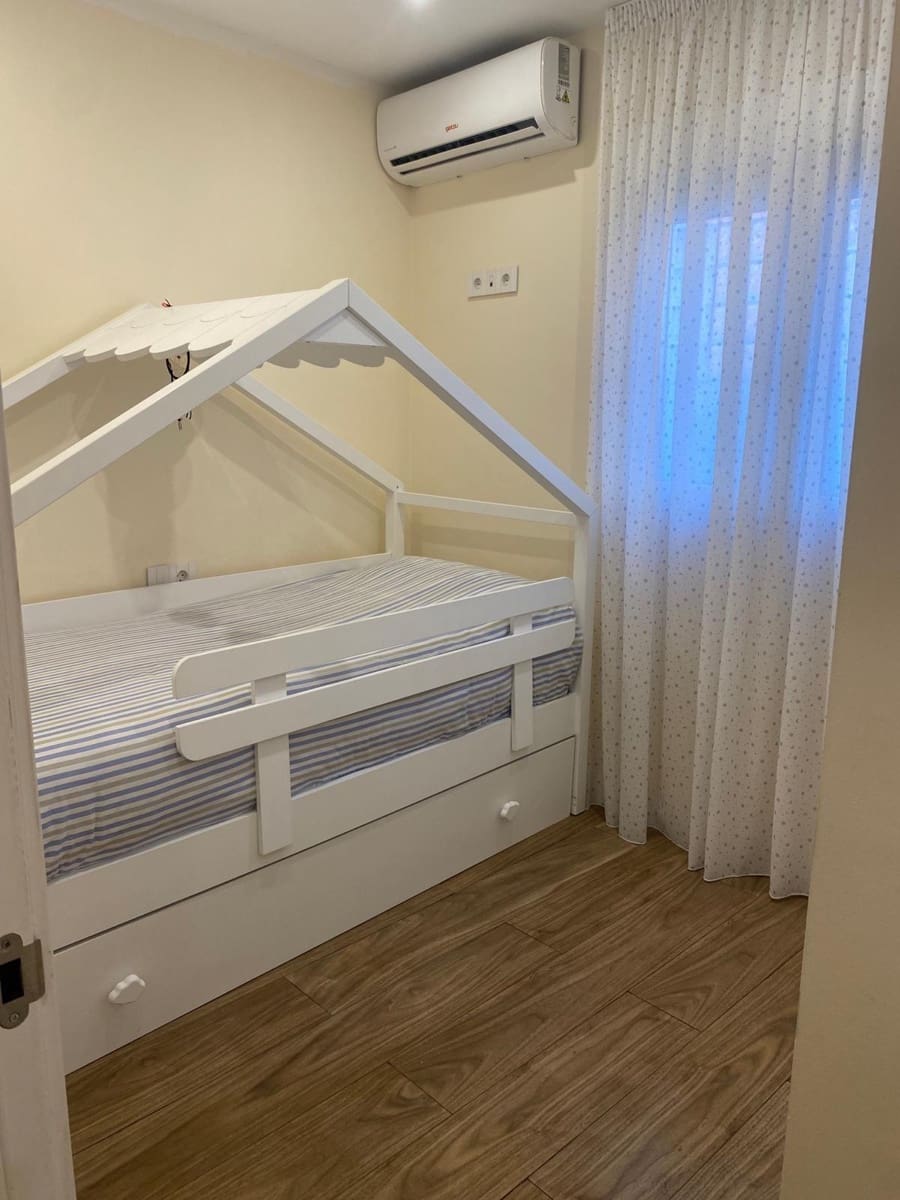 3 sypialnia Mieszkanie na sprzedaż w Torrevieja - 239 000 € (Ref: 8098271)