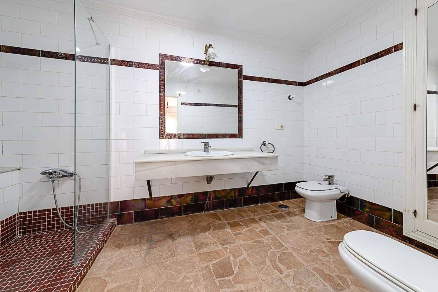 5 sypialnia Apartament na sprzedaż w Torrevieja - 265 000 € (Ref: 8263447)