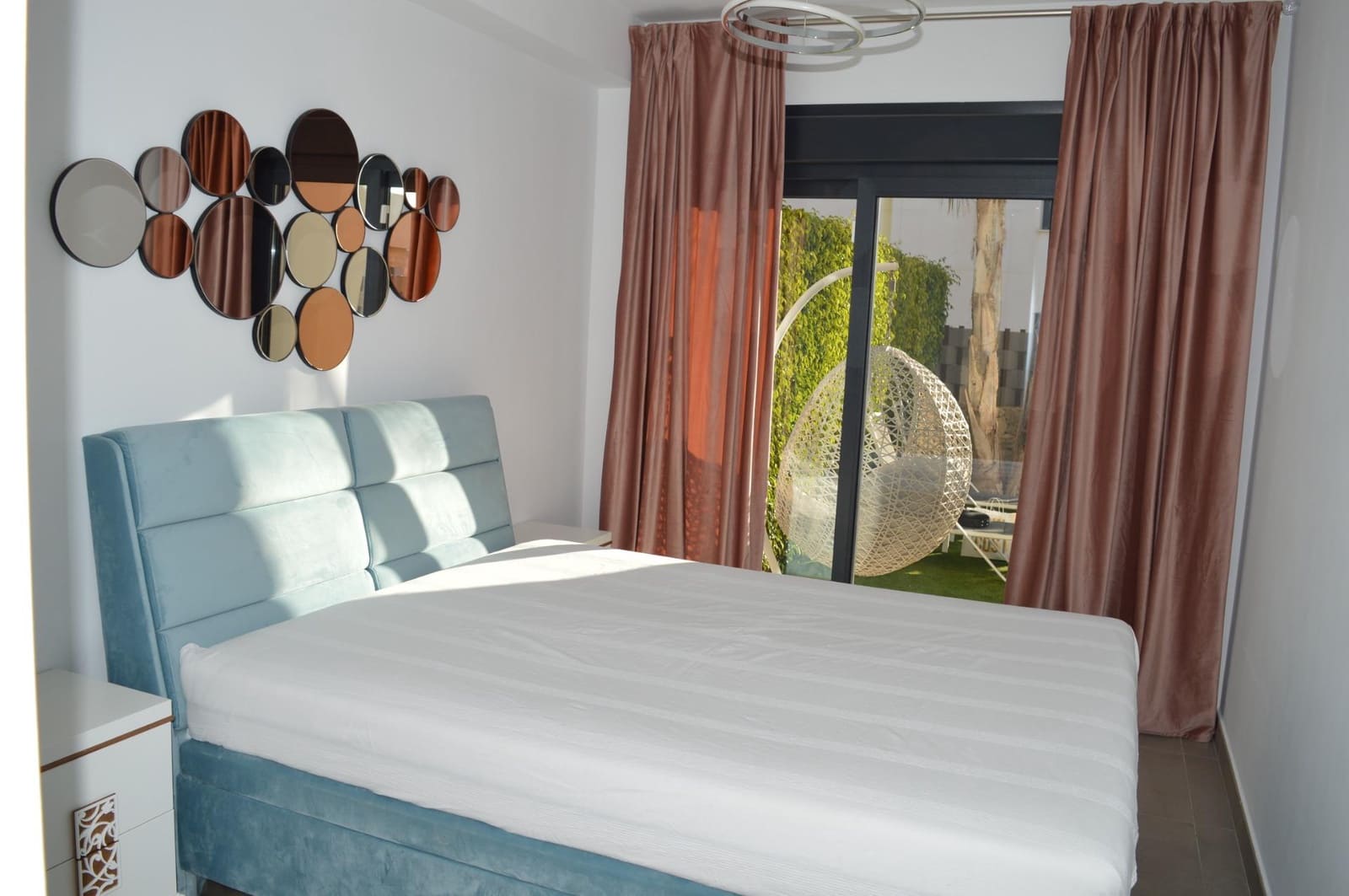 Chalet de 3 habitaciones en Pilar de la Horadada en venta con piscina - 459.000 € (Ref: 8813161)