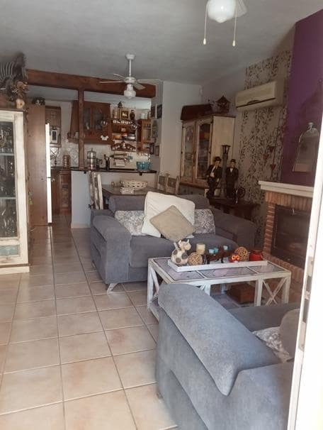 3 quarto Moradia para venda em Playa Flamenca com piscina garagem - 285 000 € (Ref: 9029685)