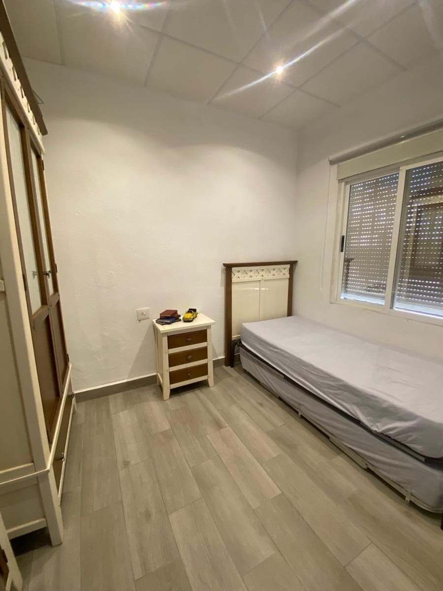 3 soveværelse Villa til leje i Heredades - € 800 (Ref: 9228706)