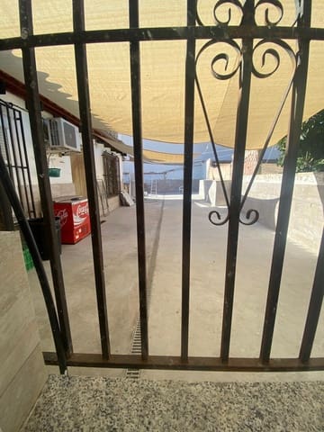 3 slaapkamer Villa te huur in Heredades, Almoradí - € 800 (Ref: 9228706)