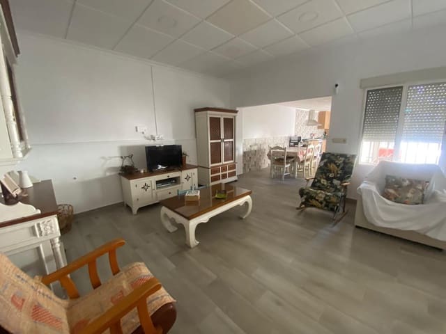 3 slaapkamer Villa te huur in Heredades, Almoradí - € 800 (Ref: 9228706)