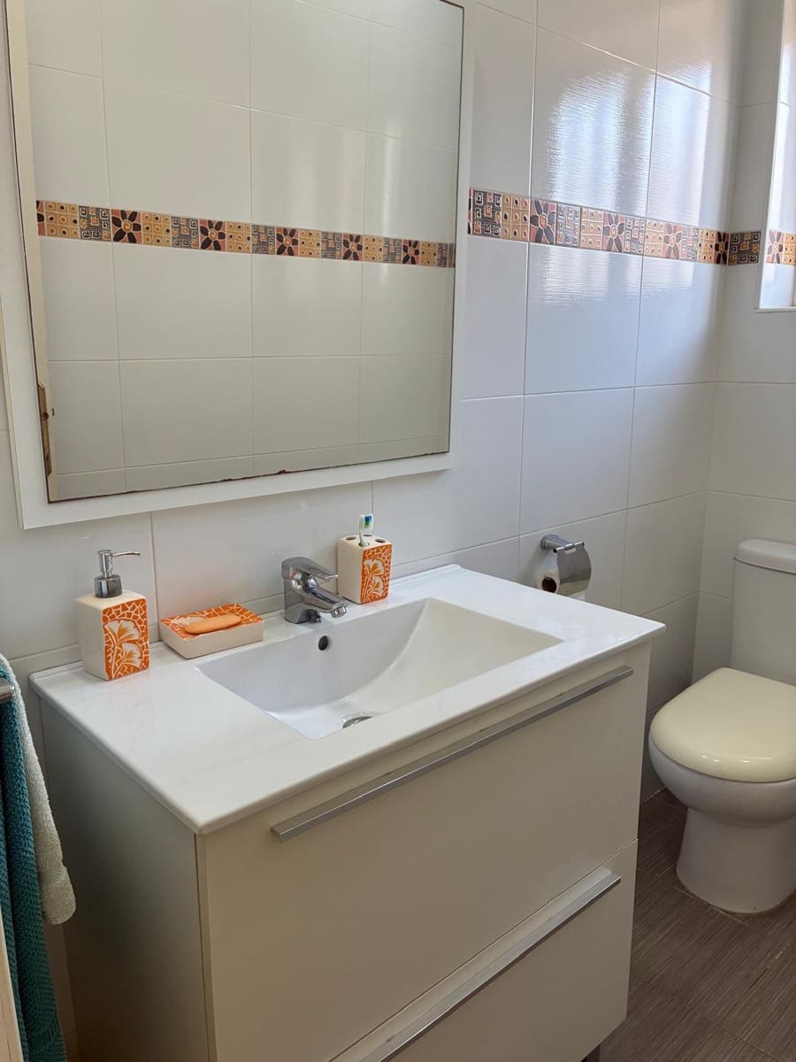 4 sypialnia Willa na sprzedaż w Aguas Nuevas z basenem garażem - 375 000 € (Ref: 9240090)