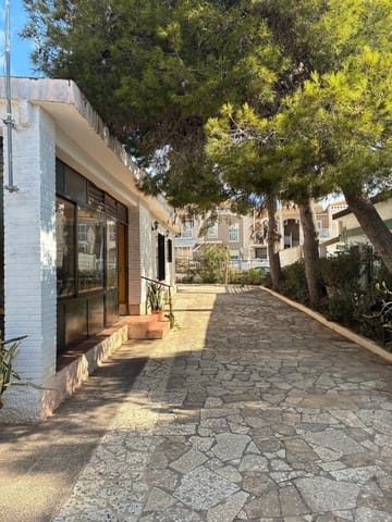 4 sypialnia Willa na sprzedaż w Aguas Nuevas, Torrevieja z basenem garażem - 375 000 € (Ref: 9240090)