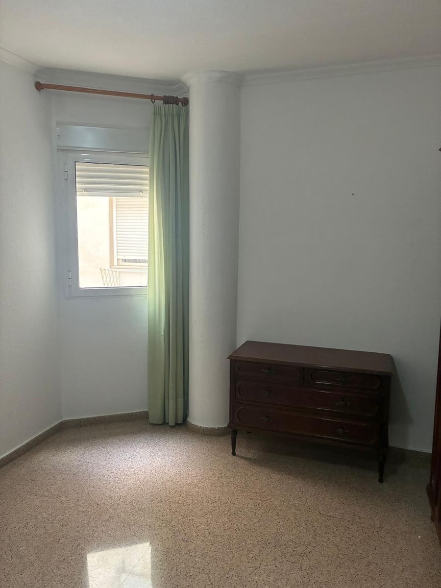 3 bedroom Flat for sale in Almoradi - € 125,000 (Ref: 9291758)