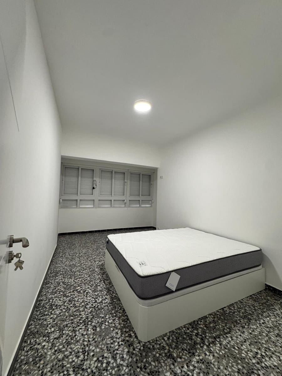 5 soveværelse Lejlighed til salg i Torrevieja - € 191.000 (Ref: 9335147)