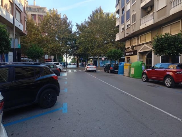 Commercial for sale in Orihuela ciudad, Orihuela - € 75,000 (Ref: 9379230)