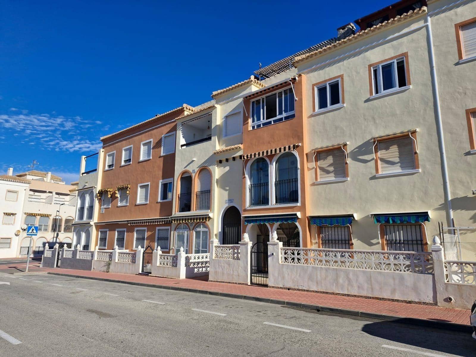 2 soverom Bungalow til salgs i Torrevieja - € 138 000 (Ref: 9398634)