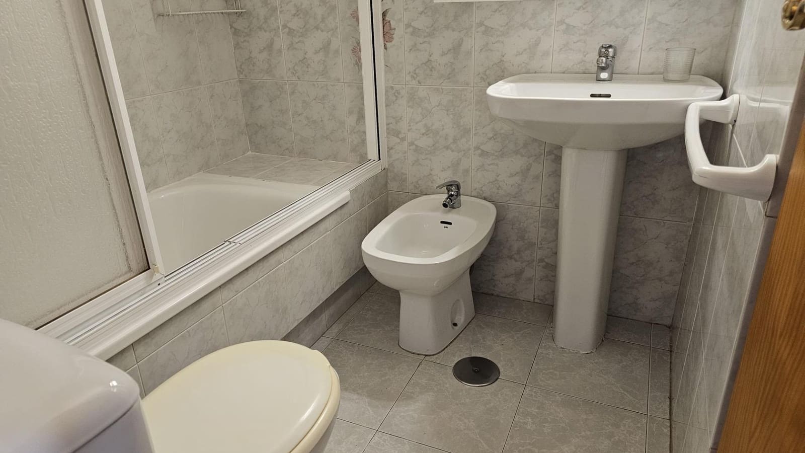 Studio na sprzedaż w Torrevieja - 82 000 € (Ref: 9427400)