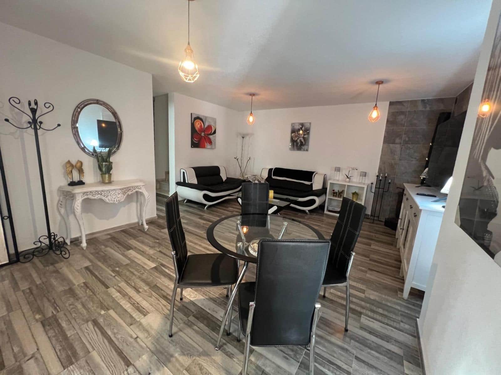 4 sypialnia Dom szeregowy na sprzedaż w Torrevieja z basenem - 248 000 € (Ref: 9446510)