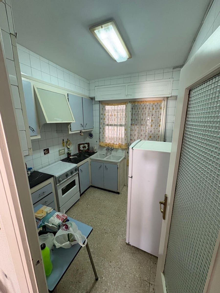 3 bedroom Apartment for sale in Orihuela - € 119,000 (Ref: 9446511)