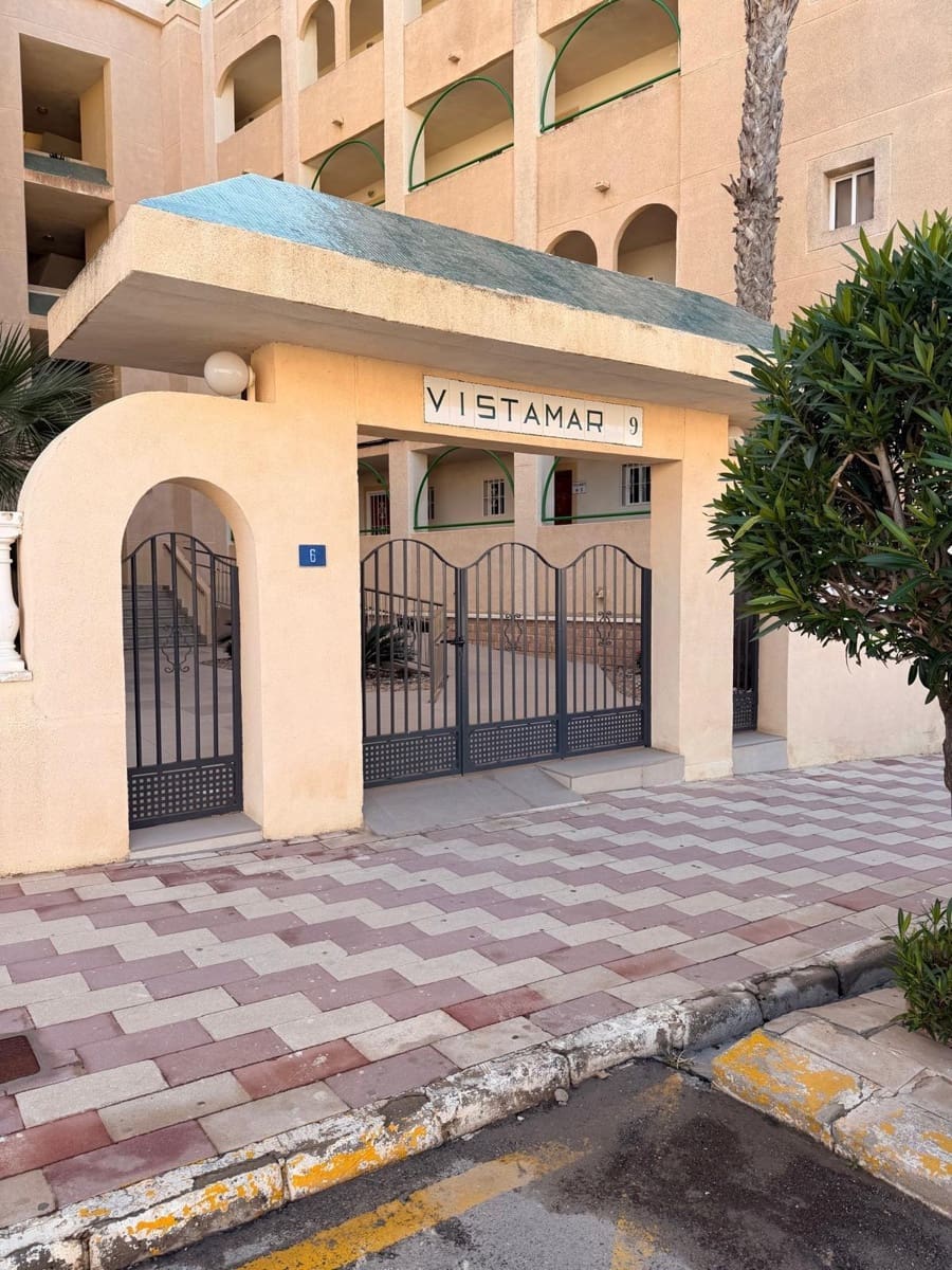 Studio for sale in Pilar de la Horadada with pool - € 139,000 (Ref: 9470542)