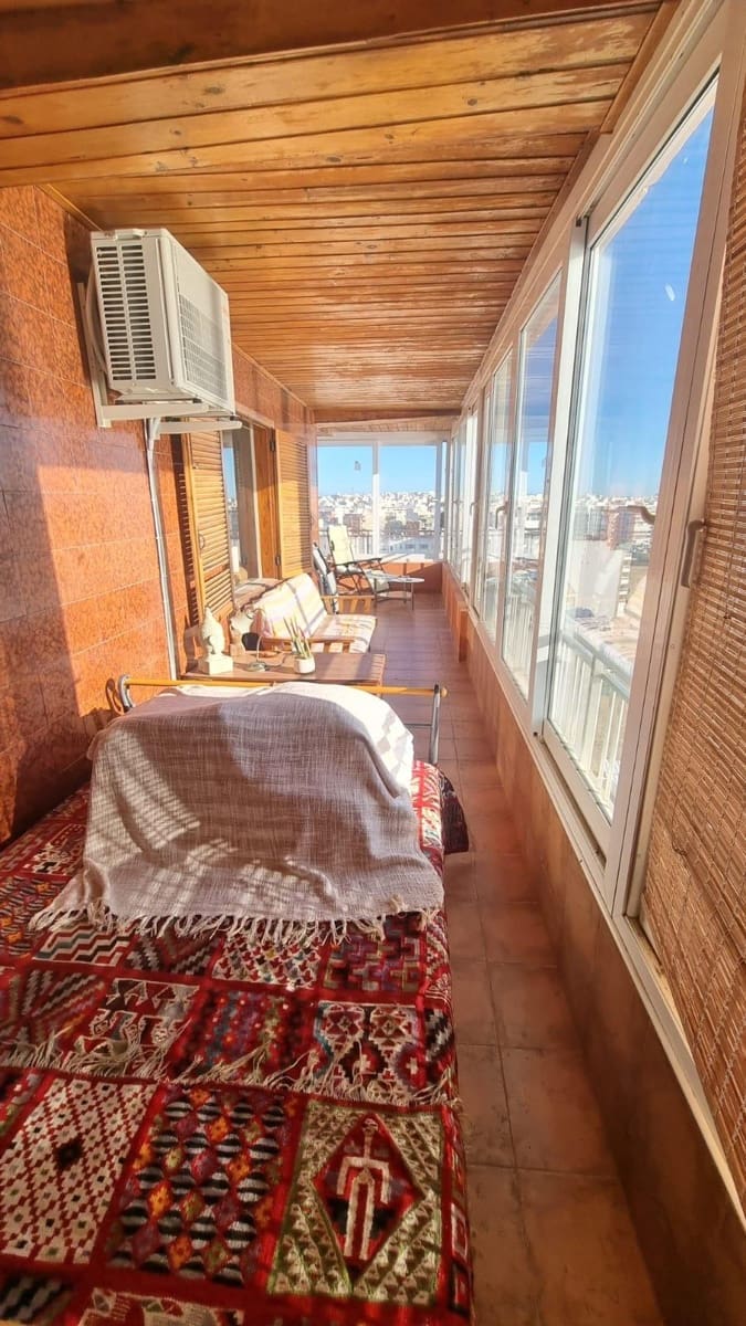 3 bedroom Penthouse for sale in Torrevieja with pool - € 330,000 (Ref: 9486708)