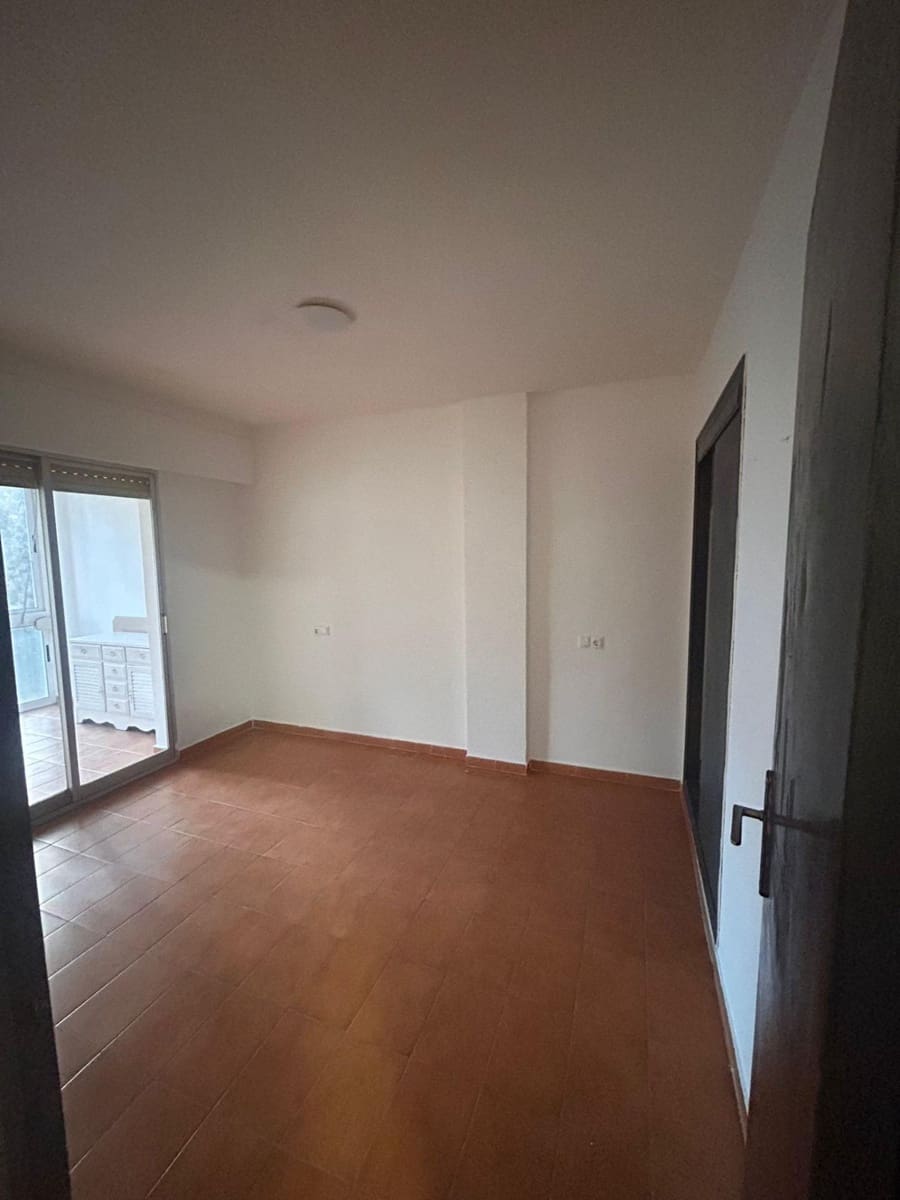 1 bedroom Flat for sale in La Veleta - € 104,000 (Ref: 9491687)