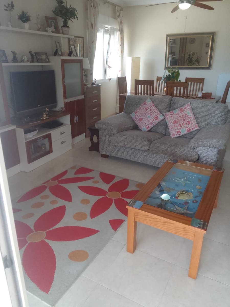 3 chambre Appartement à vendre à Jacarilla avec piscine - 144 000 € (Ref: 9509110)