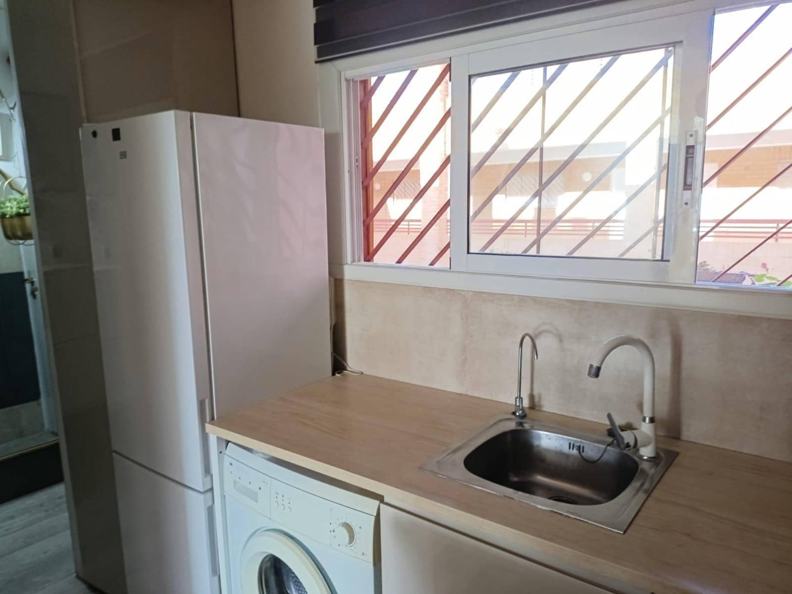 1 soveværelse Lejlighed til salg i Torrevieja med swimmingpool - € 126.000 (Ref: 9519111)