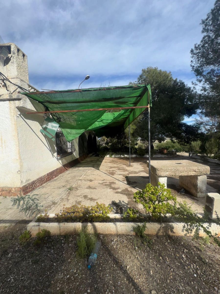 Rakentamaton maa myytävänä paikassa Orihuela - 375 000 € (Ref: 9562039)