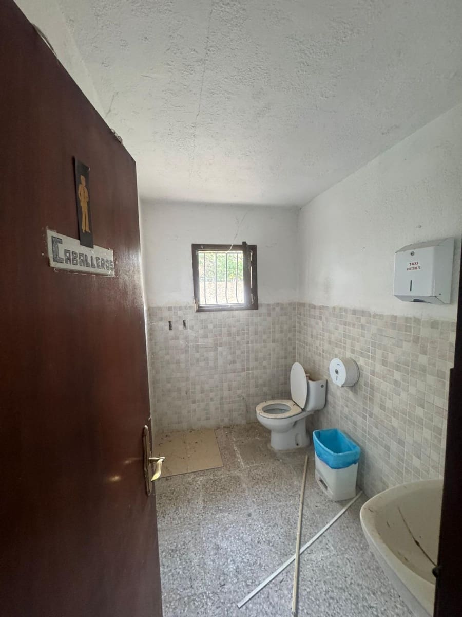 Rakentamaton maa myytävänä paikassa Orihuela - 375 000 € (Ref: 9562039)