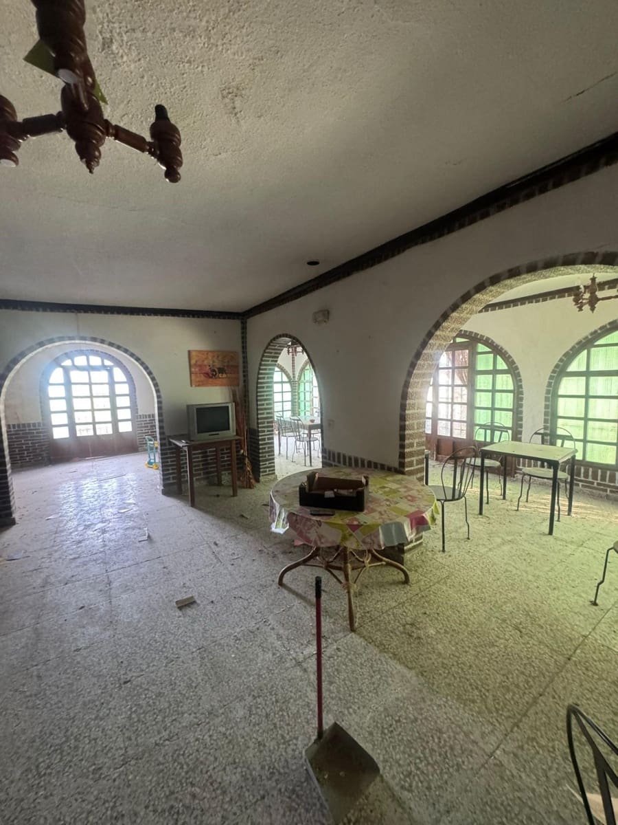 Rakentamaton maa myytävänä paikassa Orihuela - 375 000 € (Ref: 9562039)