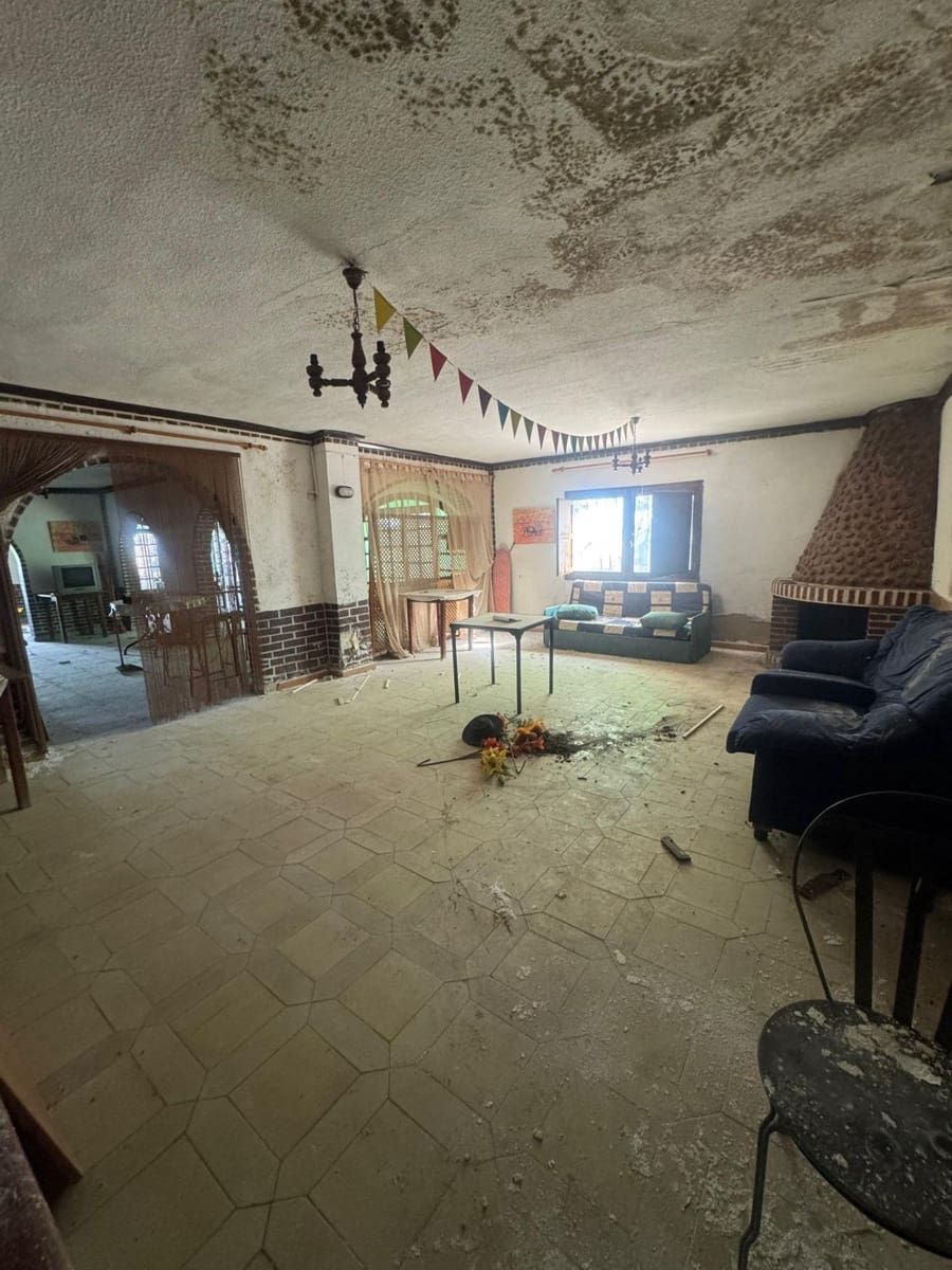 Rakentamaton maa myytävänä paikassa Orihuela - 375 000 € (Ref: 9562039)