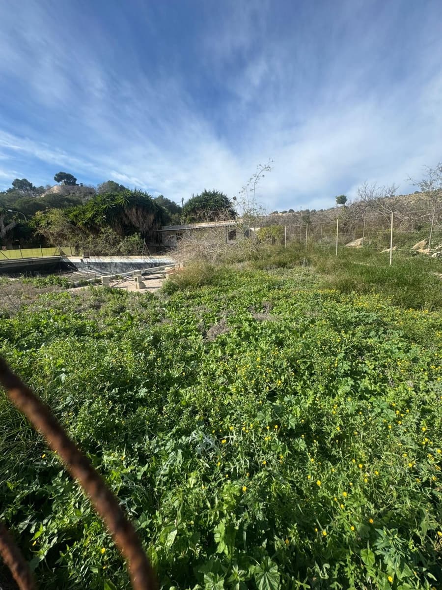 Rakentamaton maa myytävänä paikassa Orihuela - 375 000 € (Ref: 9562039)