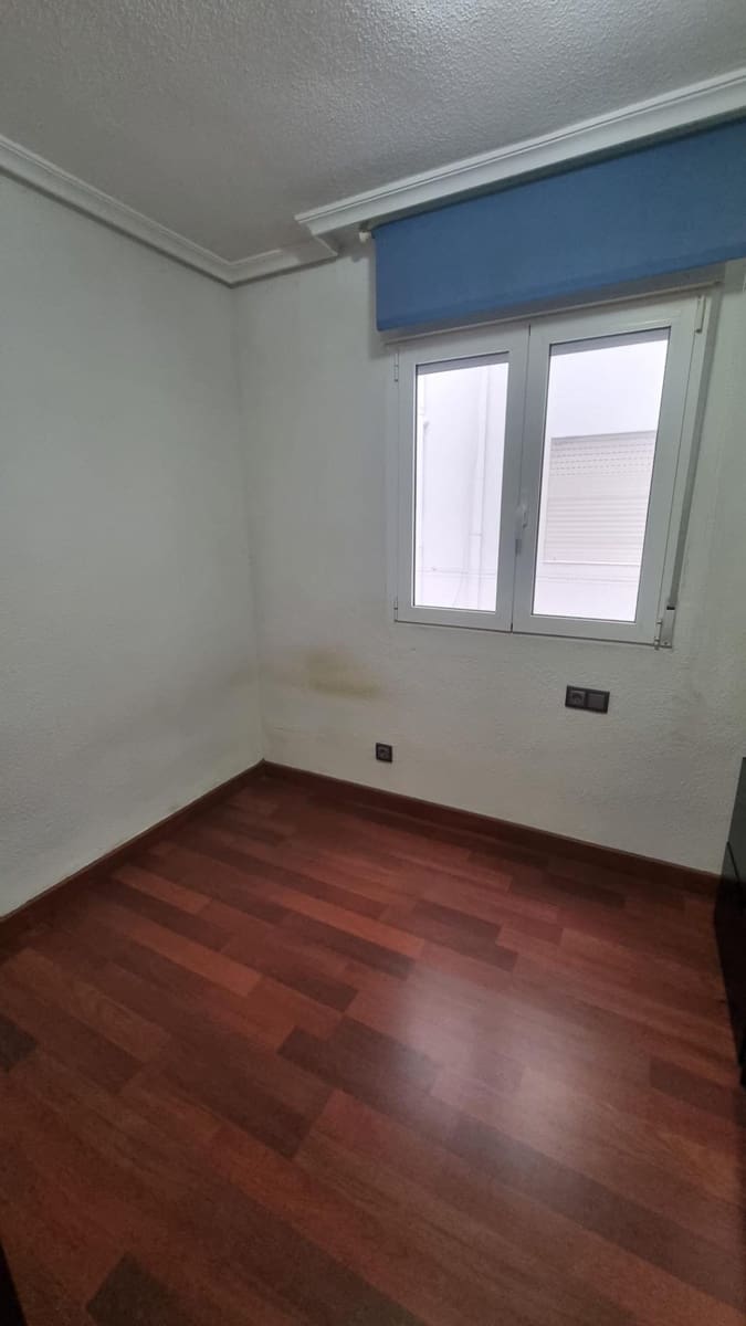 3 soveværelse Lejlighed til salg i Torrevieja - € 160.000 (Ref: 9591496)