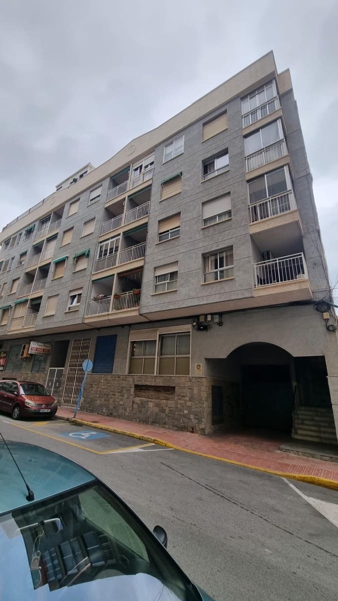 3 soveværelse Lejlighed til salg i Torrevieja - € 160.000 (Ref: 9591496)