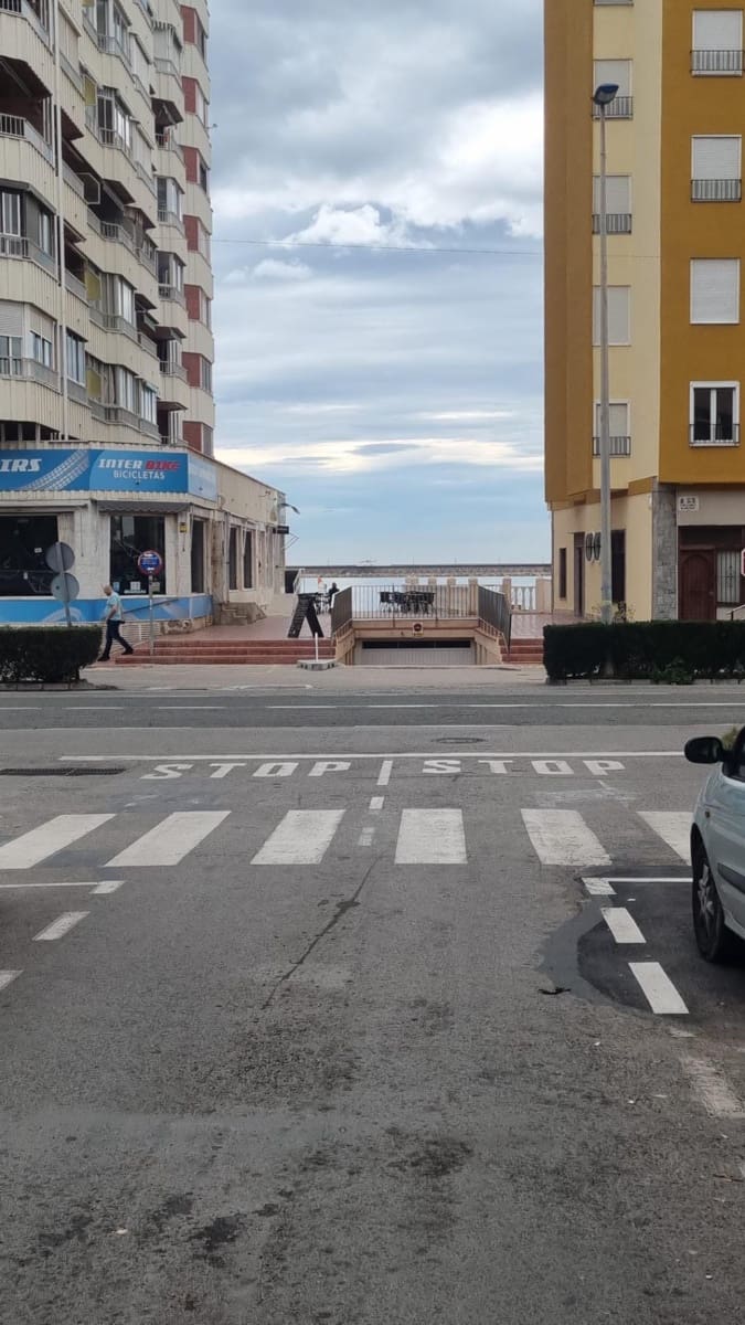 3 soveværelse Lejlighed til salg i Torrevieja - € 160.000 (Ref: 9591496)