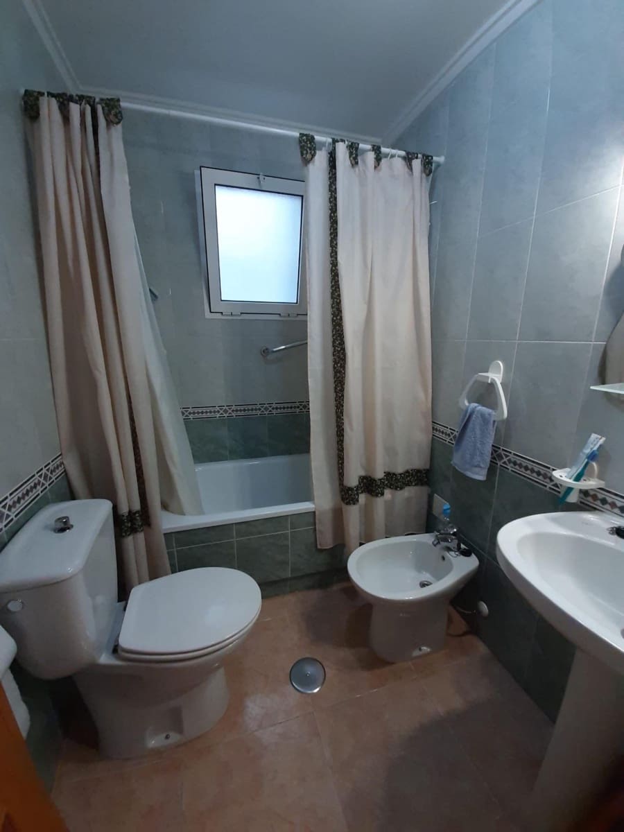 2 quarto Apartamento para venda em Torrevieja com piscina - 137 500 € (Ref: 9596348)