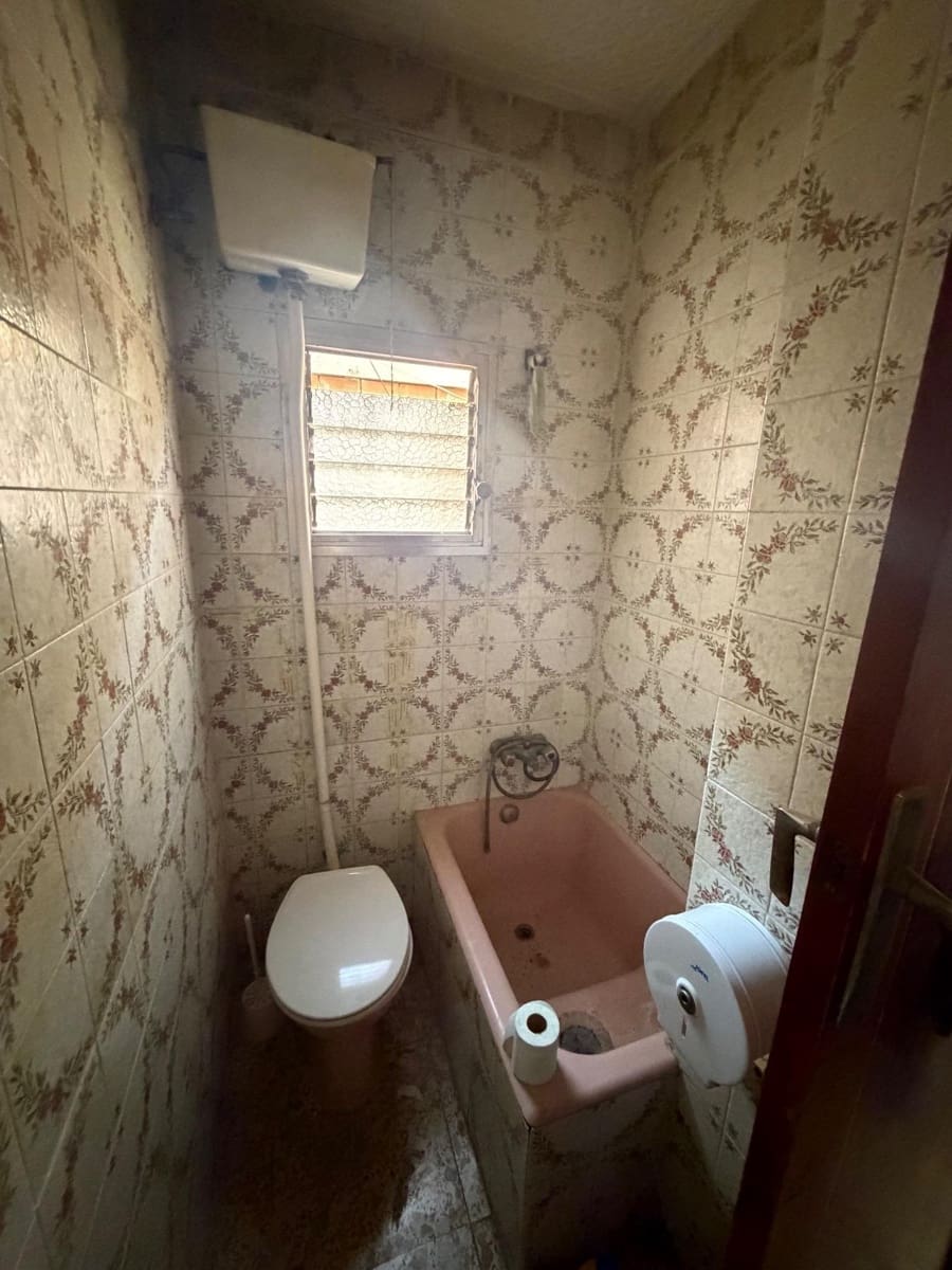 4 bedroom Apartment for rent in Almoradi - € 600 (Ref: 9619456)