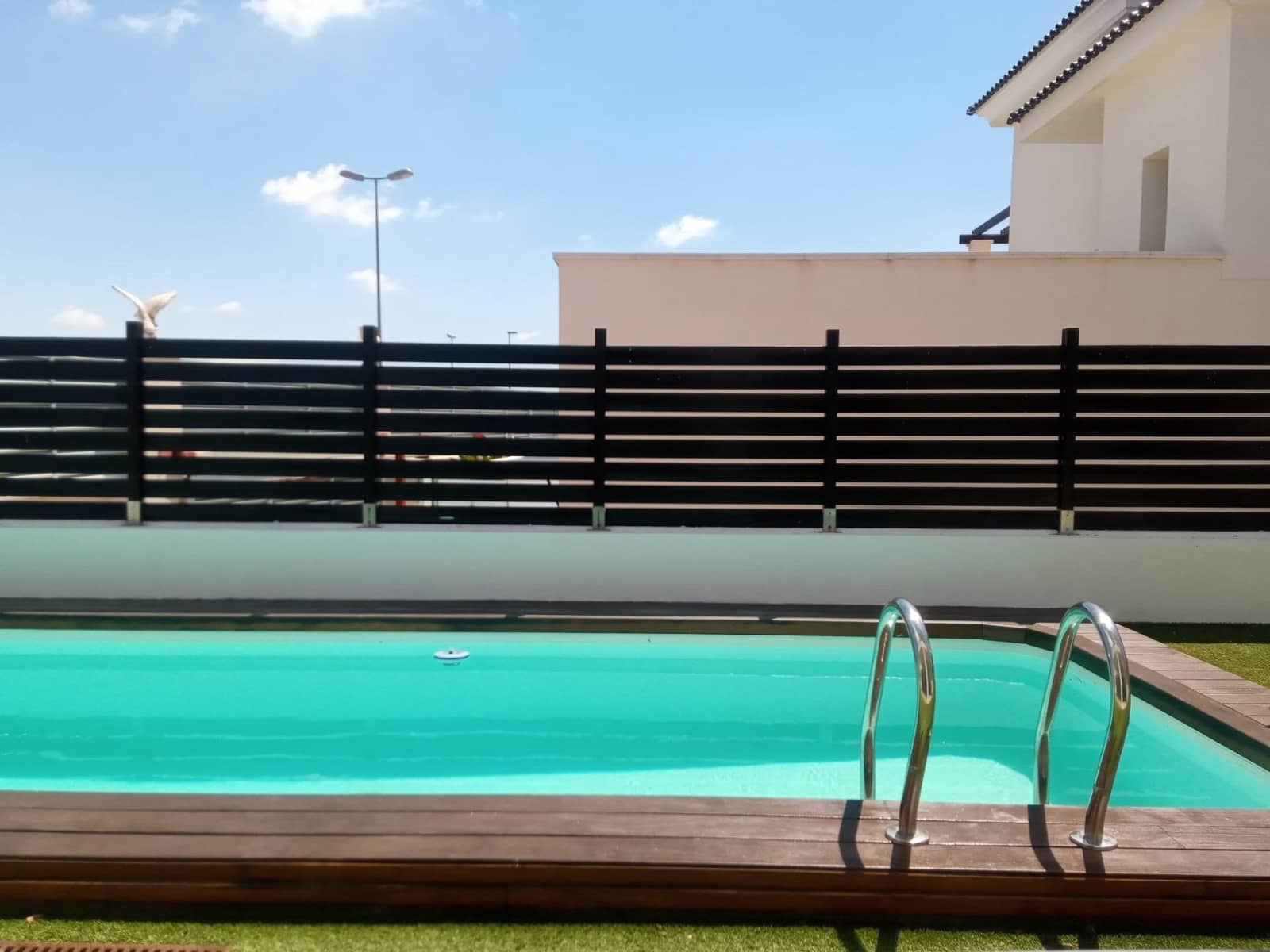 4 soveværelse Villa til salg i Cox med swimmingpool garage - € 390.000 (Ref: 9648349)