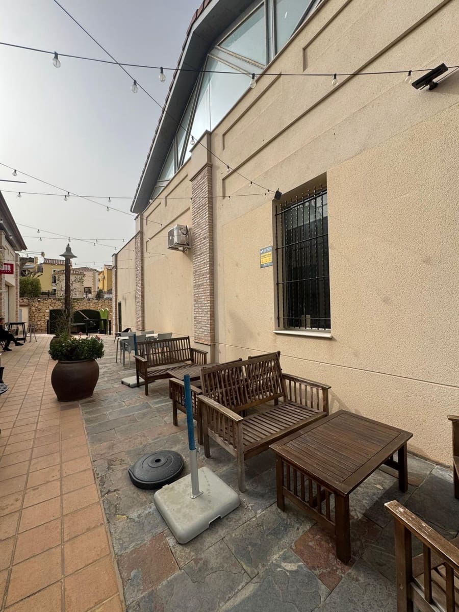 Commercieel te koop in Algorfa - € 66.000 (Ref: 9656244)