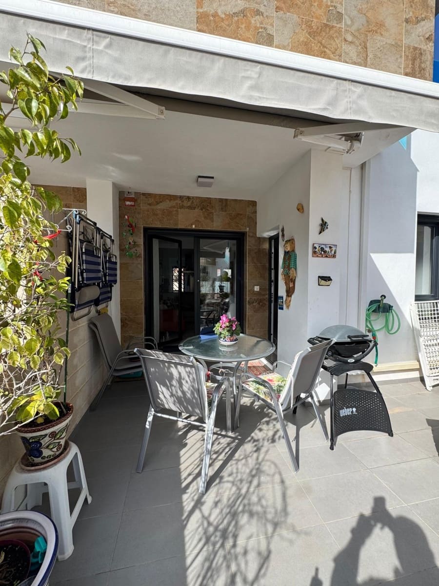 3 Zimmer Reihenhaus zu verkaufen in Bigastro mit Pool Garage - 238.000 € (Ref: 9666731)