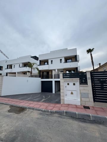 Chalet de 3 habitaciones en Benferri en venta con piscina garaje - 319.000 € (Ref: 9674429)