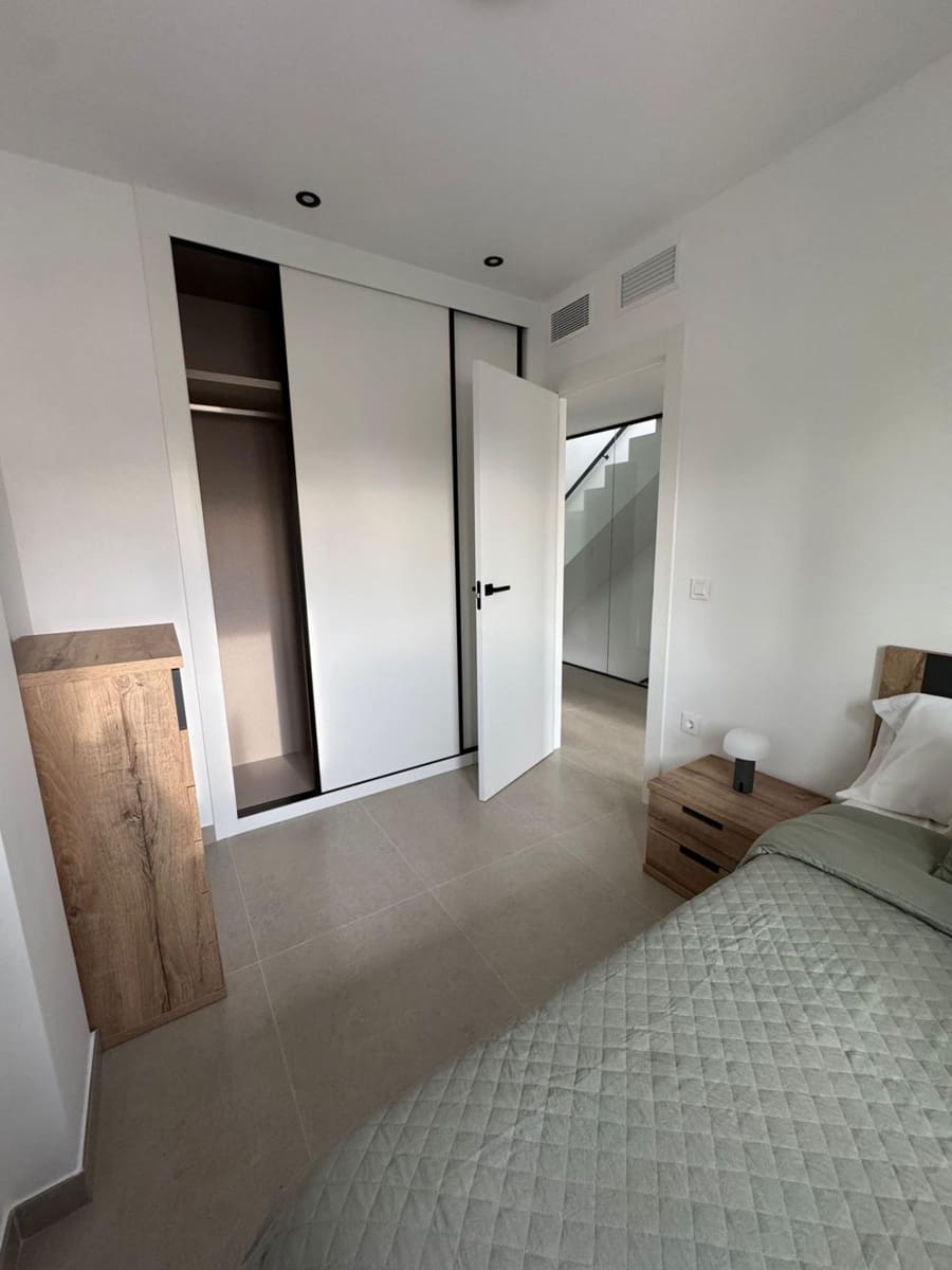 Chalet de 3 habitaciones en Benferri en venta con piscina garaje - 319.000 € (Ref: 9674429)