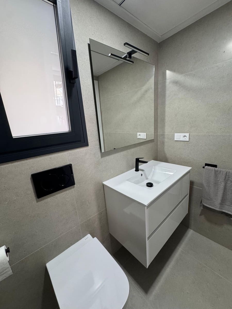 Chalet de 3 habitaciones en Benferri en venta con piscina garaje - 319.000 € (Ref: 9674429)