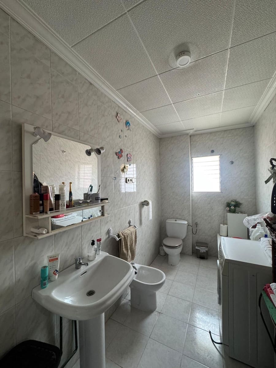 4 bedroom Townhouse for sale in Hondon de los Frailes - € 89,000 (Ref: 9773231)