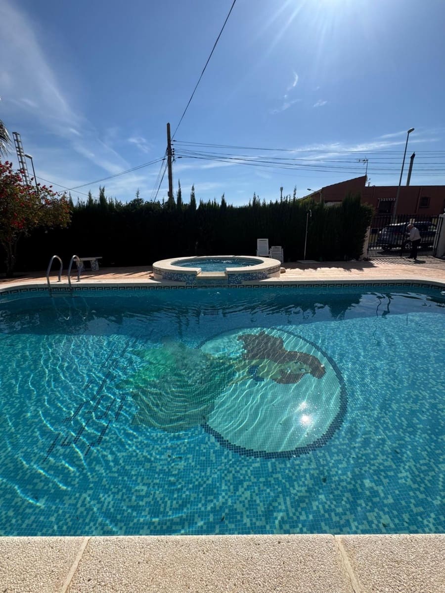 3 soverom Finca/Herregård til salgs i Cox med svømmebasseng - € 299 000 (Ref: 9791203)