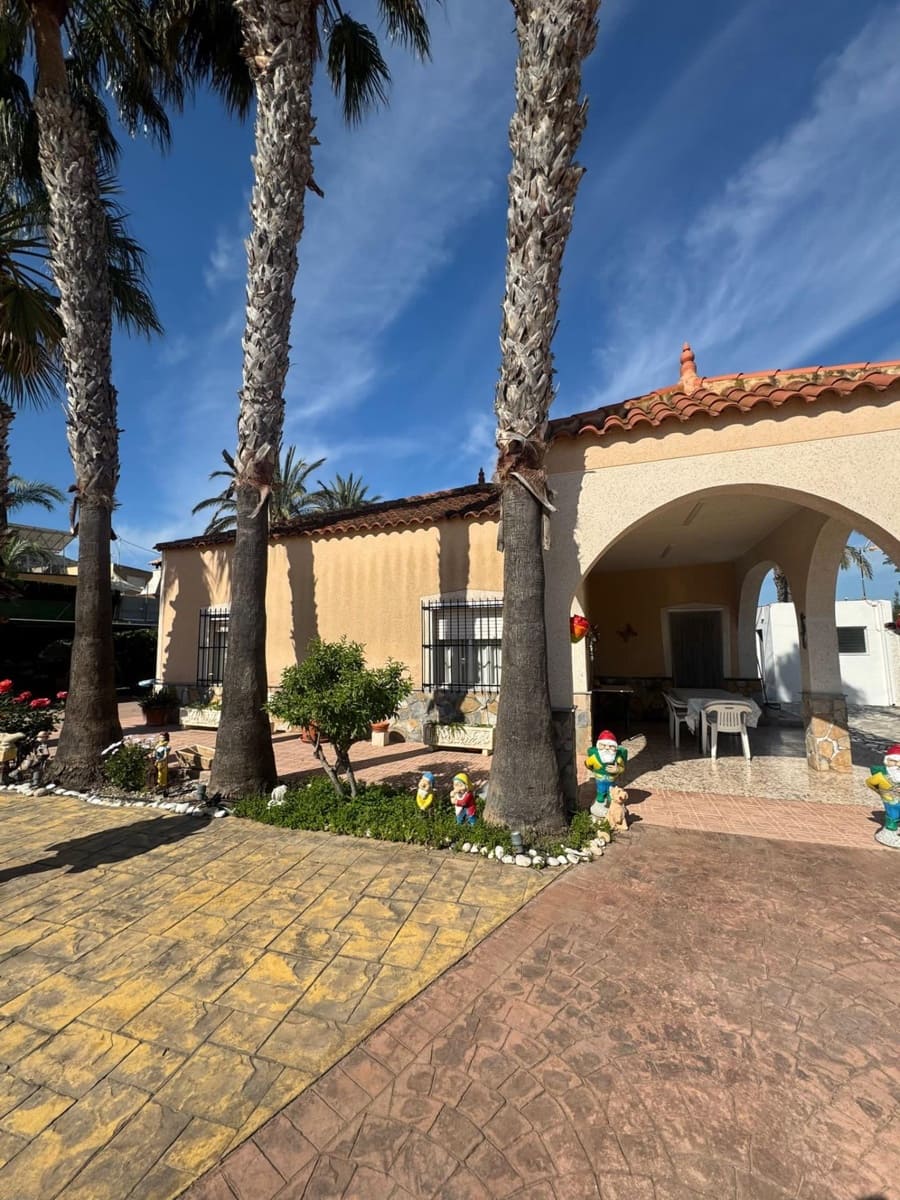 3 soverom Finca/Herregård til salgs i Cox med svømmebasseng - € 299 000 (Ref: 9791203)