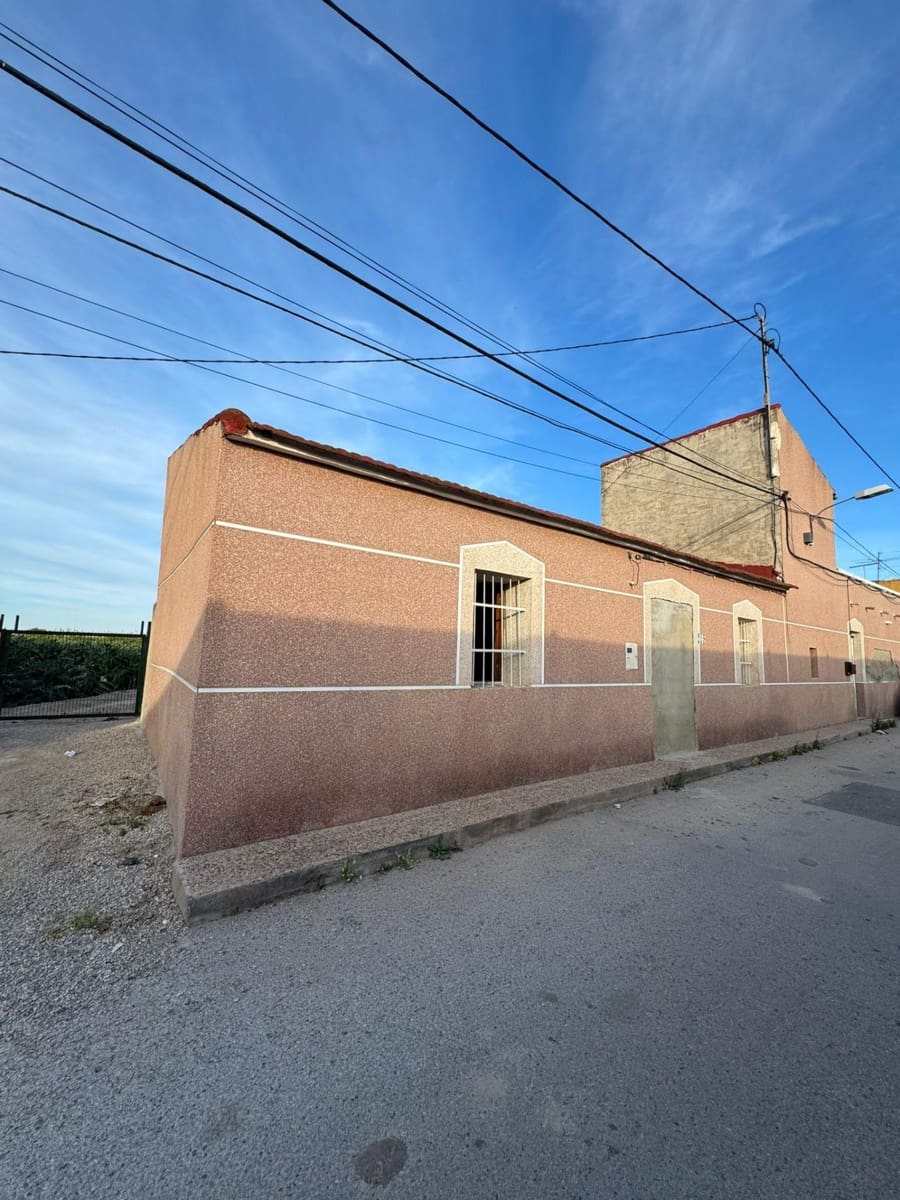 4 slaapkamer Huis te koop in Orihuela met garage - € 79.000 (Ref: 9791204)