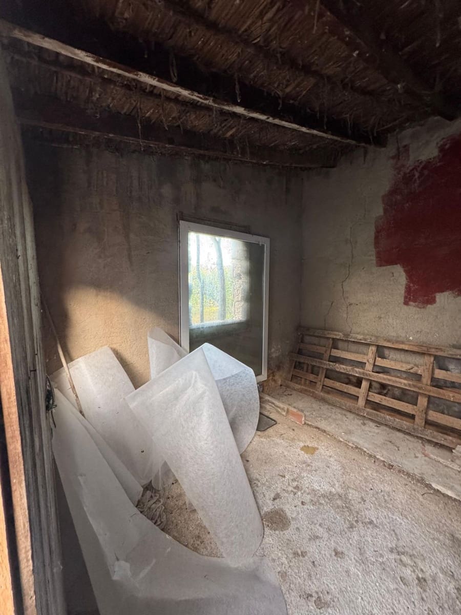 4 slaapkamer Huis te koop in Orihuela met garage - € 79.000 (Ref: 9791204)