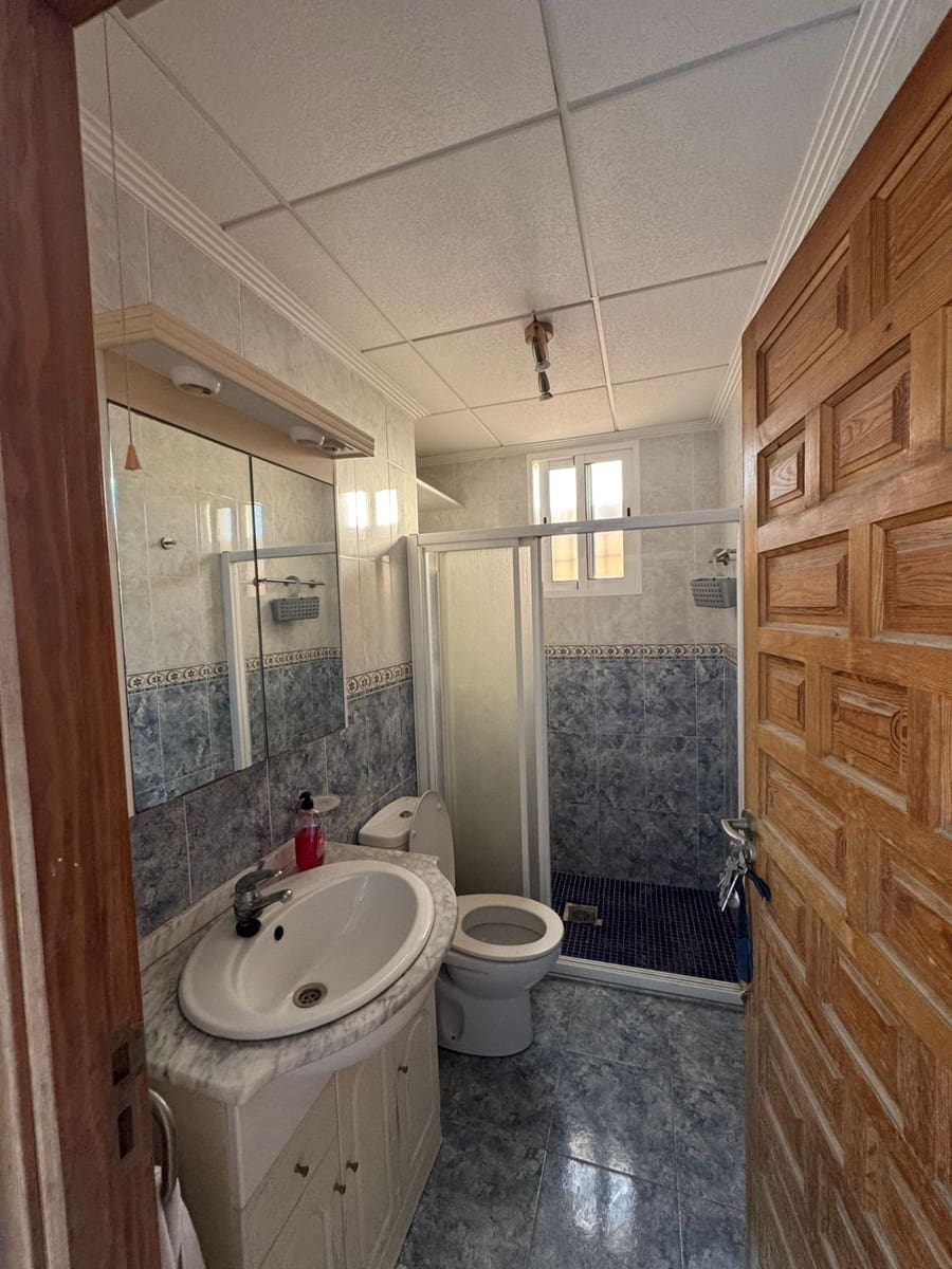 4 slaapkamer Huis te koop in Orihuela met garage - € 79.000 (Ref: 9791204)