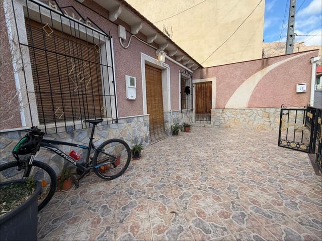 3 soverom Hus til salgs i Raiguero de Bonanza, Orihuela med garasje - € 78 000 (Ref: 9794821)