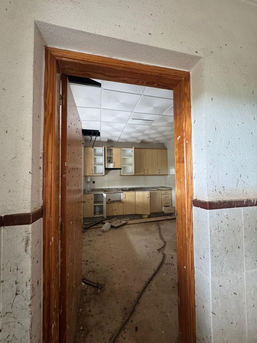 4 bedroom Finca/Country House for sale in Abanilla - € 98,000 (Ref: 9804486)