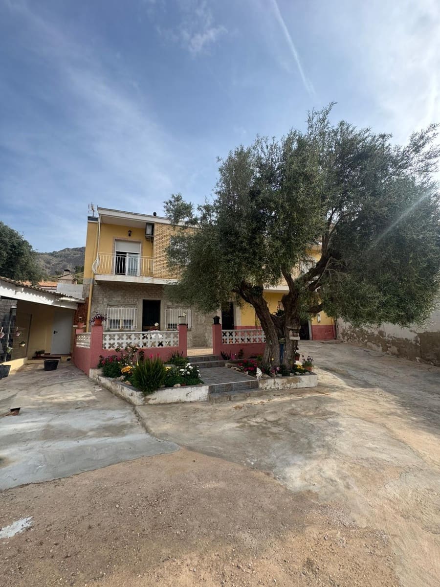 8 Zimmer Villa zu verkaufen in Orihuela mit Garage - 255.000 € (Ref: 9804488)